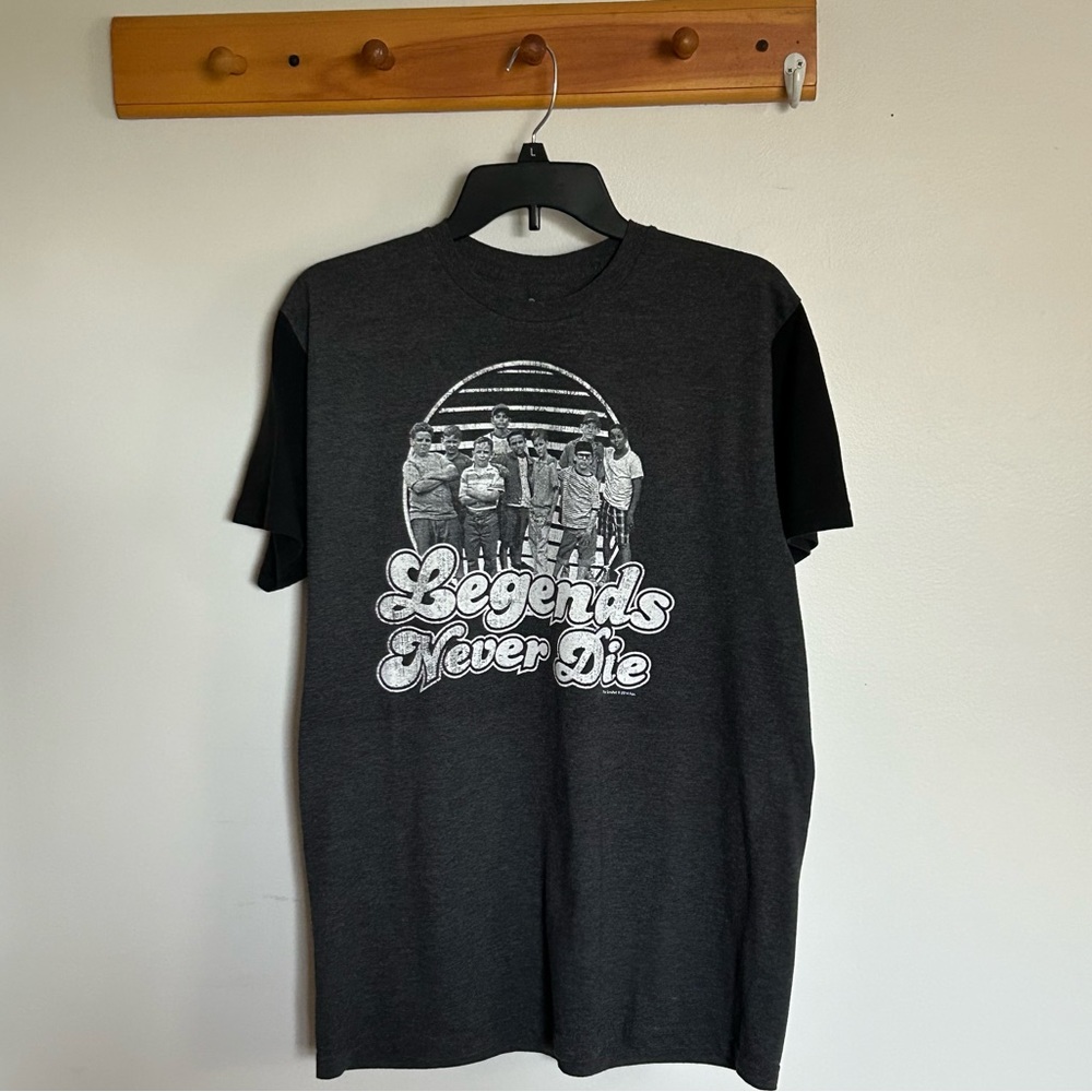 “The Sandlot - Legends Never Die” Licensed Graphic Tee - Large